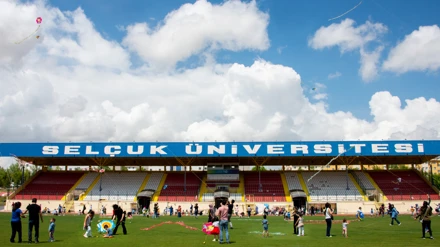 Selçuk Üniversitesinde Uçurtma Şenliği düzenlendi